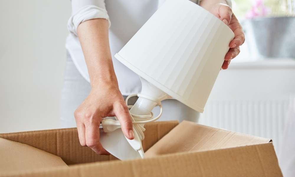 How to Pack Floor Lamps for Moving