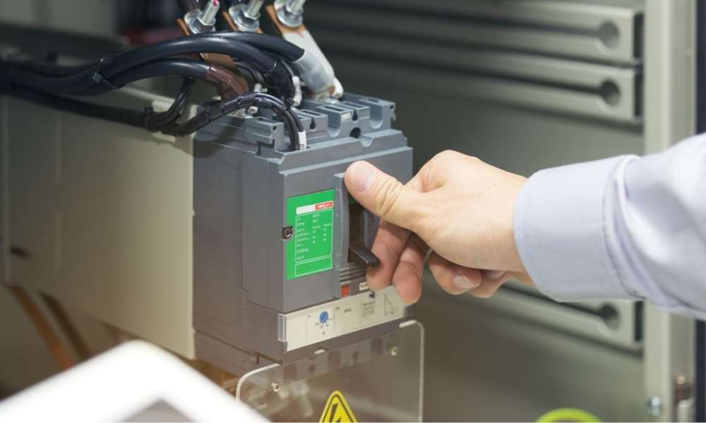 Power off the Circuit Breaker