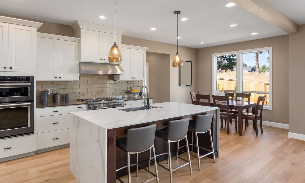 Factors impact how many pendants do you hang over a kitchen island?