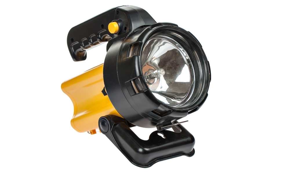 Mains Powered or Battery Powered to Choose? in Light a Bedroom Without Overhead Lighting