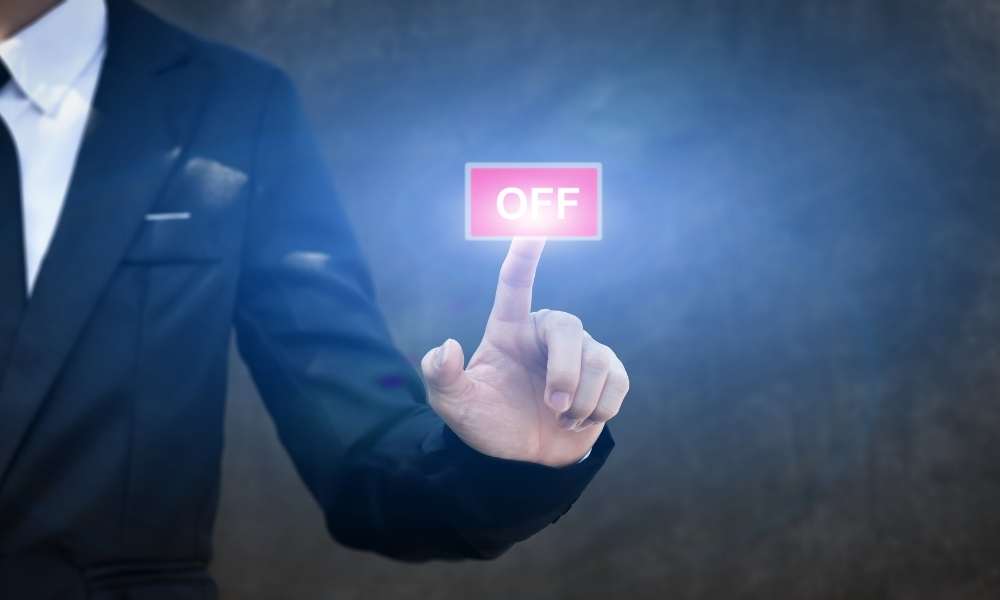 Press the on or off button to move forward in intermatic outdoor light time