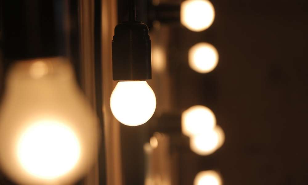 Select right type of bulb