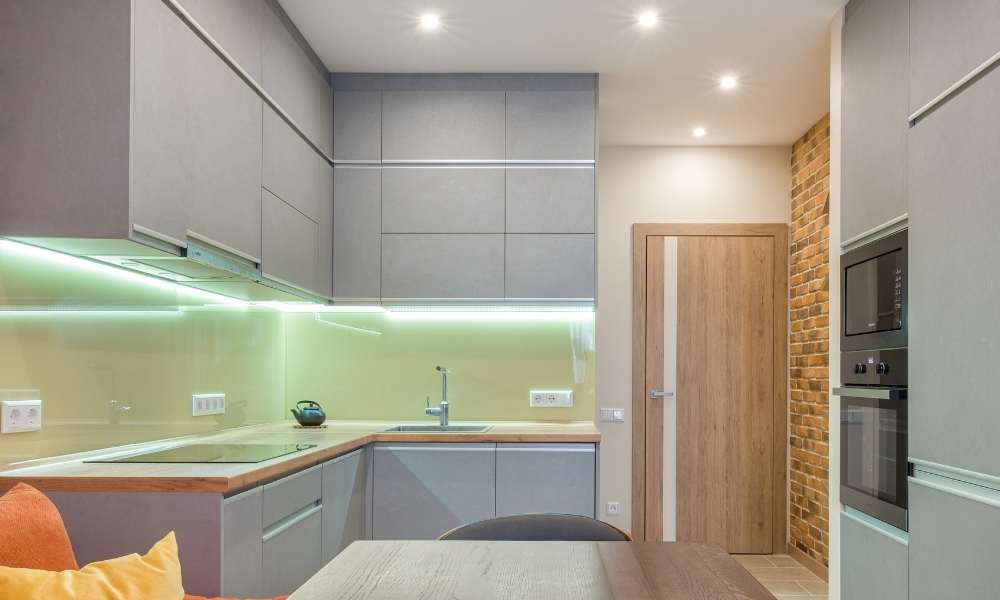 Which Cabinet Lights To Buy in install light under kitchen cabinets