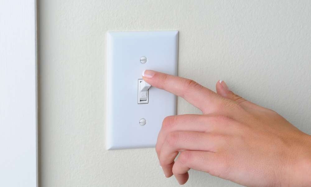 Shut off all Power to the Pool Lighting