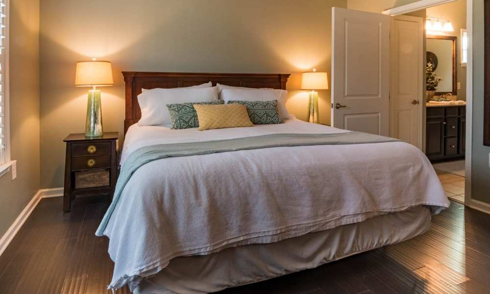 best small bedroom lighting ideas