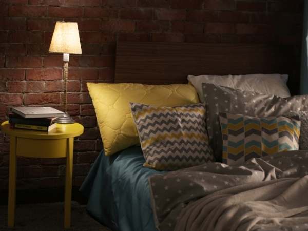 Mount Bedside Sconces in Bedroom Mood Lighting Ideas