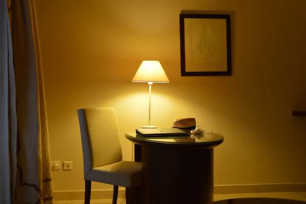 Table Lamps for Small Spaces and Nooks
