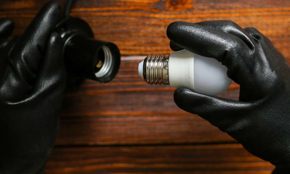 How To Replace A Table Lamp Socket