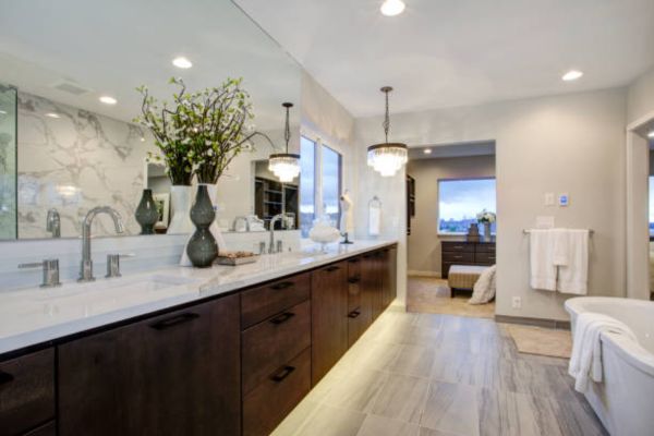 What Size Recessed Lights for Bathrooms? Let’s Break It Down