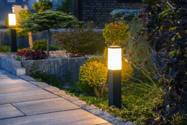 How Long Does It Take Solar Lights to Charge?
