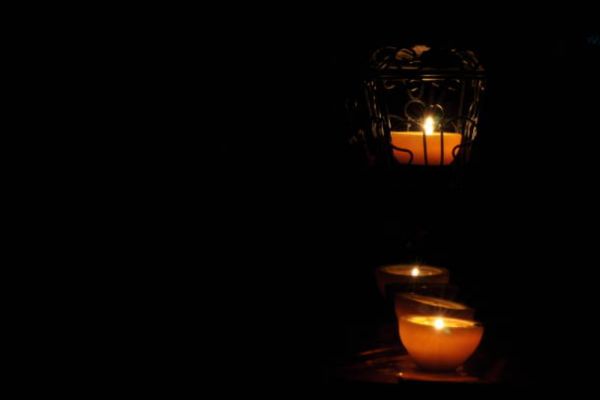 Common Mistakes That Lead to Dim Candles