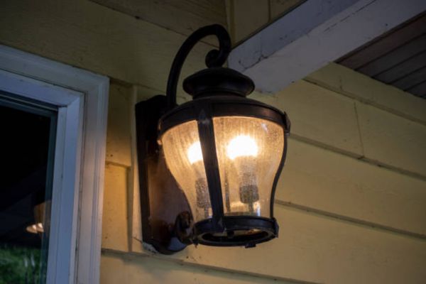 Outdoor Light How To Change Bulb If Fixture Won’t Open