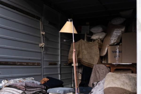 Check Whether The Floor Lamp Still Works