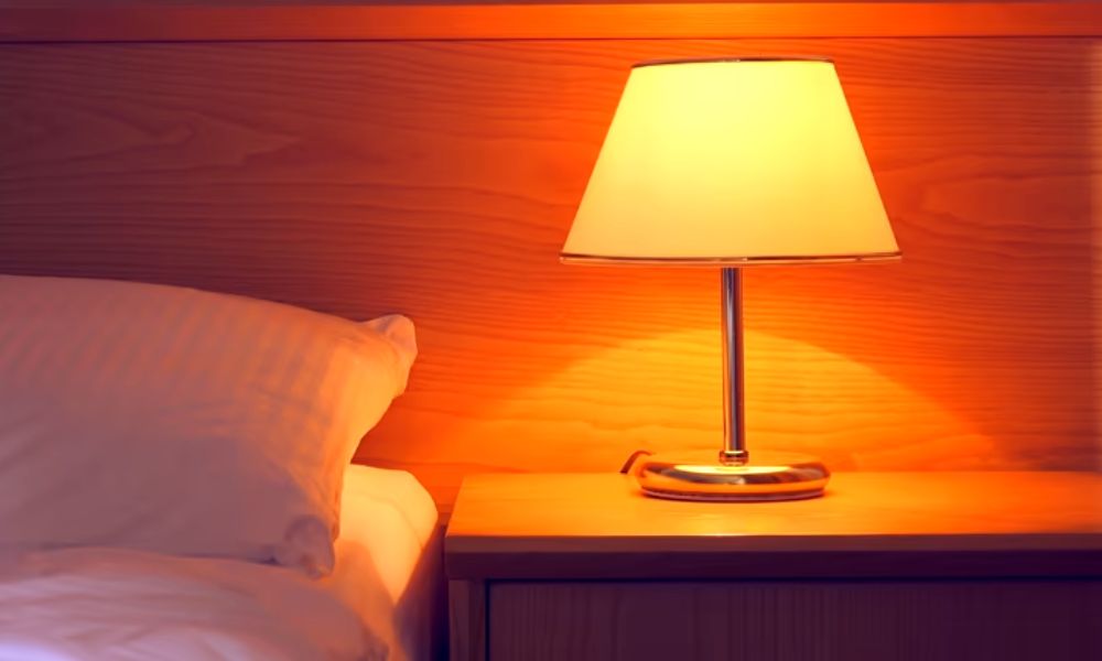 How Tall Should A Bedside Table Lamp Be