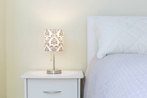 Modern Bedroom Lamp Styling Tips