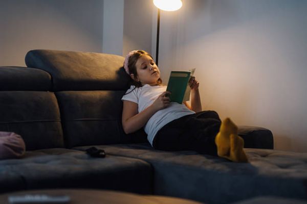 What Makes A Floor Lamp Good For Reading?