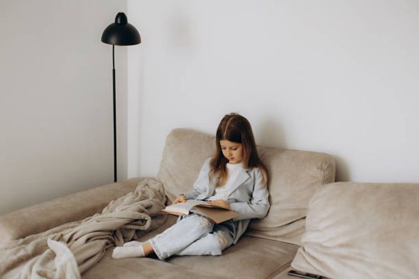 Task Floor Lamps Offer Maximum Focus